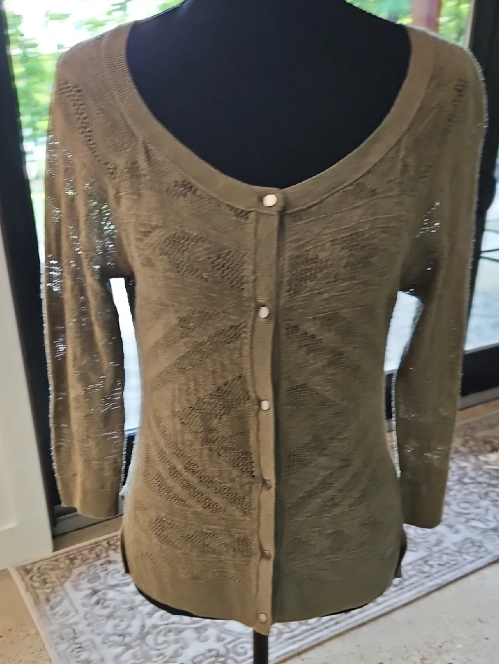 American Eagle Outfitters Olive Knit Button-Front Cardigan. Size M - Picture 1 of 3